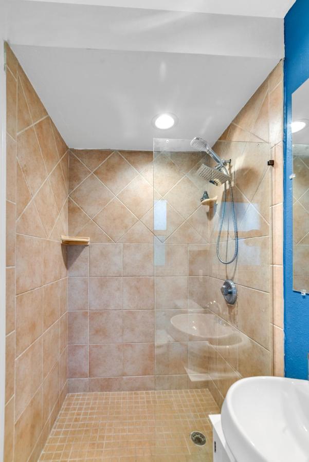 The Blue Villa - Luxury Clearwater By Bluebellaestate Largo Eksteriør bilde